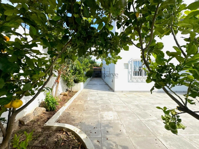 Moradia T5 para Venda em Ferreiras Foto 14