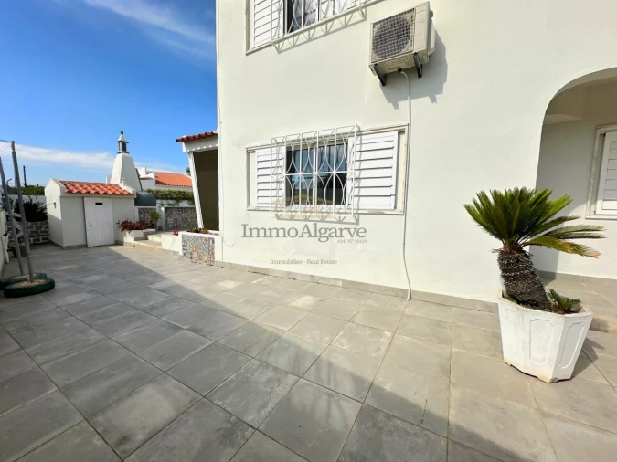 Moradia T5 para Venda em Ferreiras Foto 15