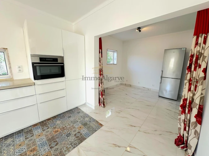 Moradia T5 para Venda em Ferreiras Foto 26