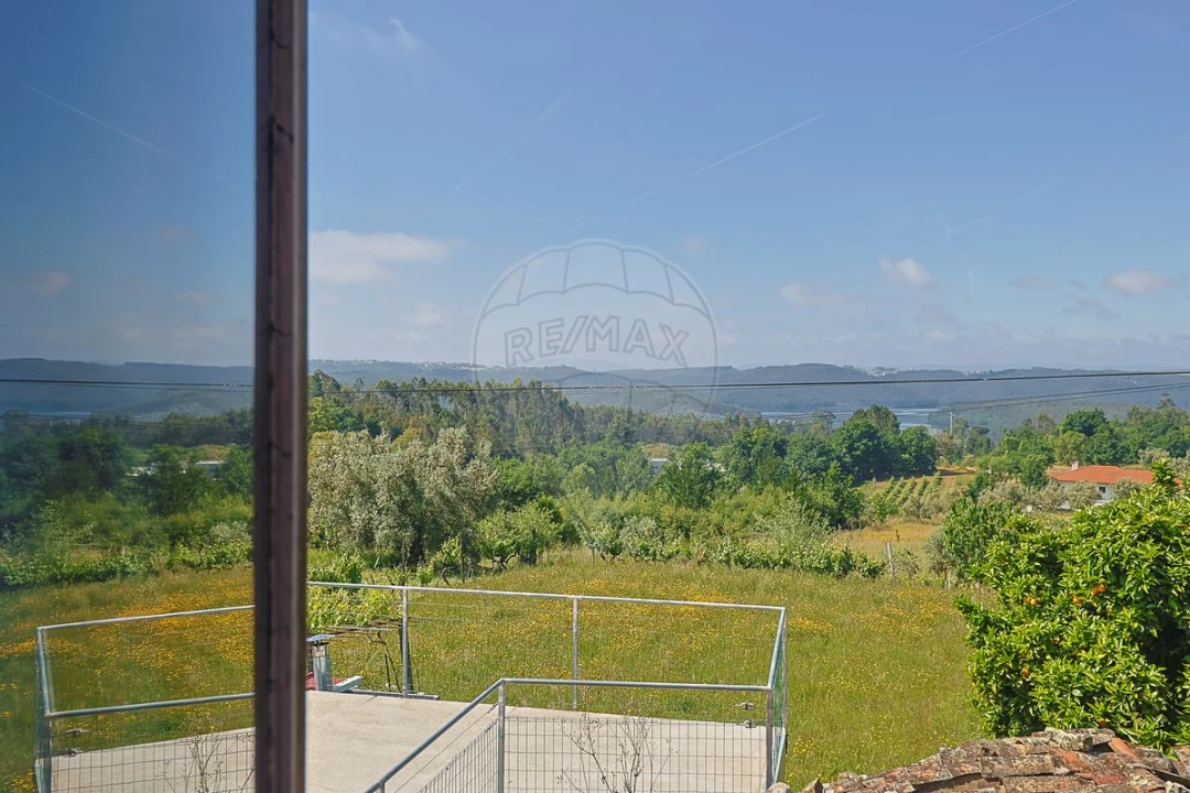 Moradia T3 para Venda em Ovoa e Vimieiro Foto 14