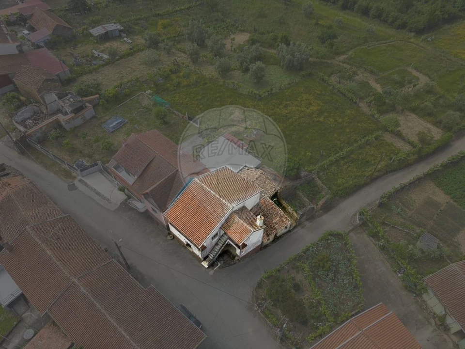 Moradia T3 para Venda em Ovoa e Vimieiro Foto 13