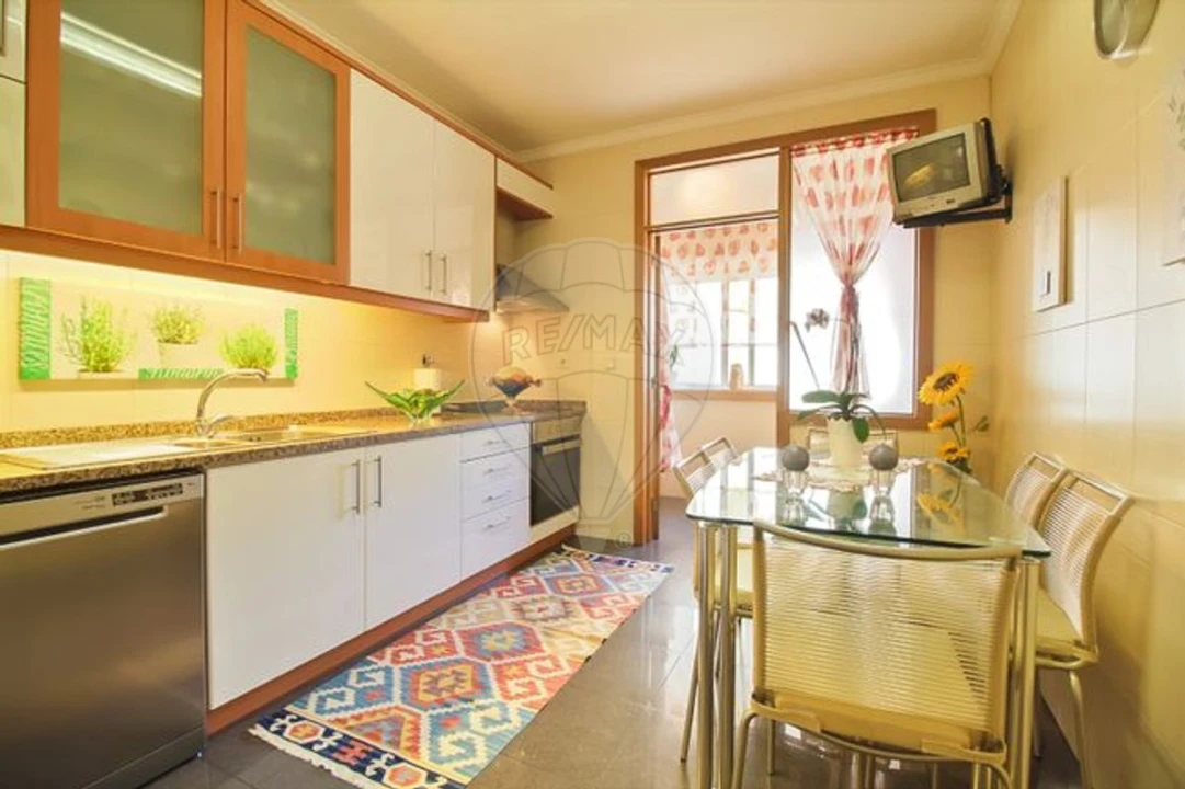 Apartamento T3 para Venda em Cidade da Maia Foto 6