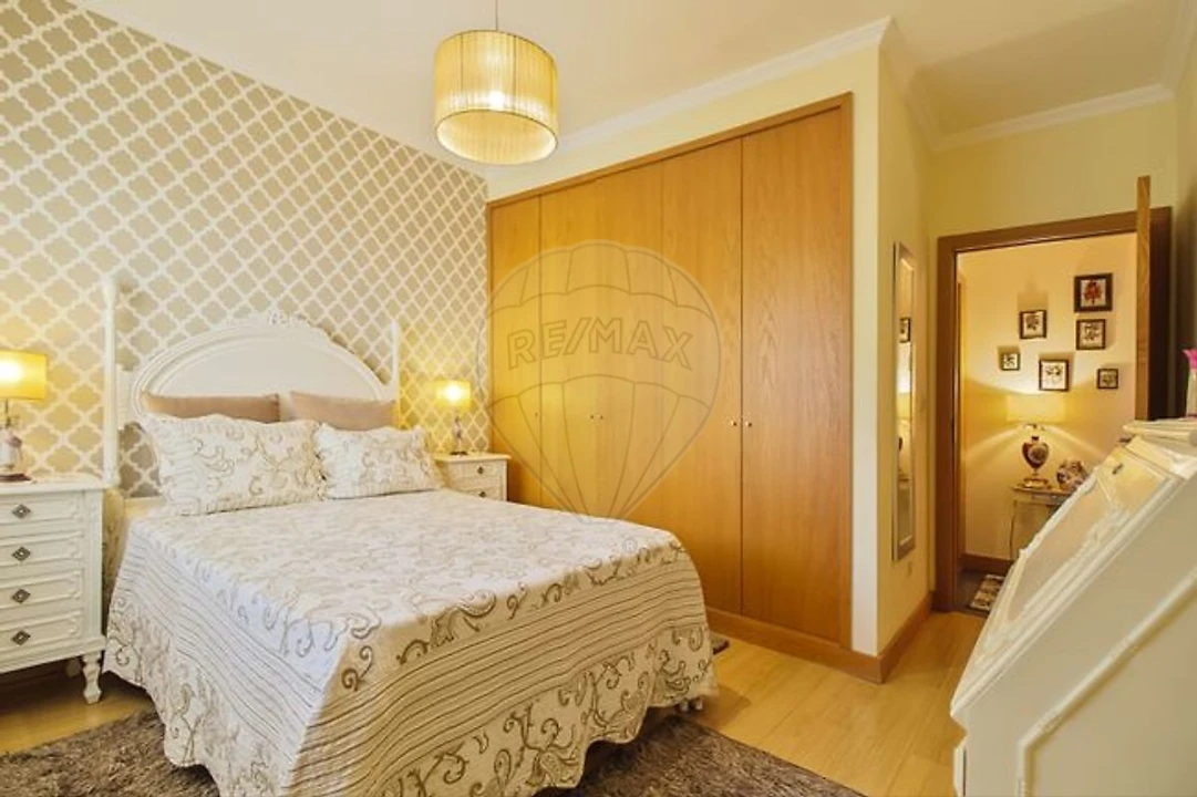 Apartamento T3 para Venda em Cidade da Maia Foto 9