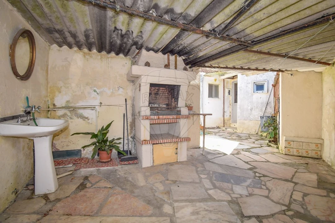 Moradia T2 para Venda em Santa Maria e São Miguel, São Martinho, São Pedro Penaferrim Foto 29