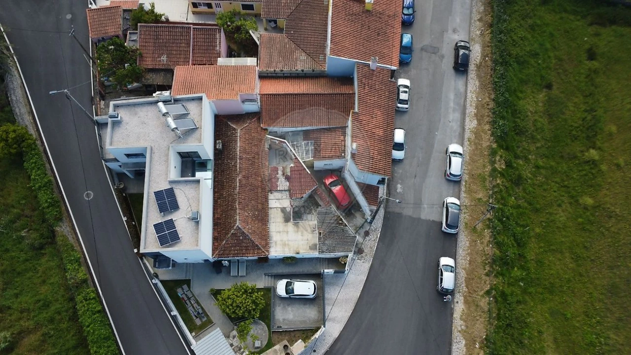 Moradia T2 para Venda em Santa Maria e São Miguel, São Martinho, São Pedro Penaferrim Foto 32