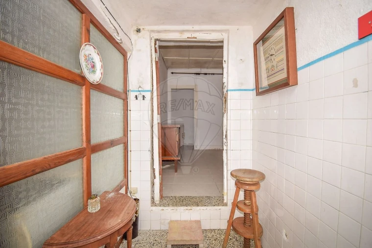 Moradia T2 para Venda em Santa Maria e São Miguel, São Martinho, São Pedro Penaferrim Foto 14