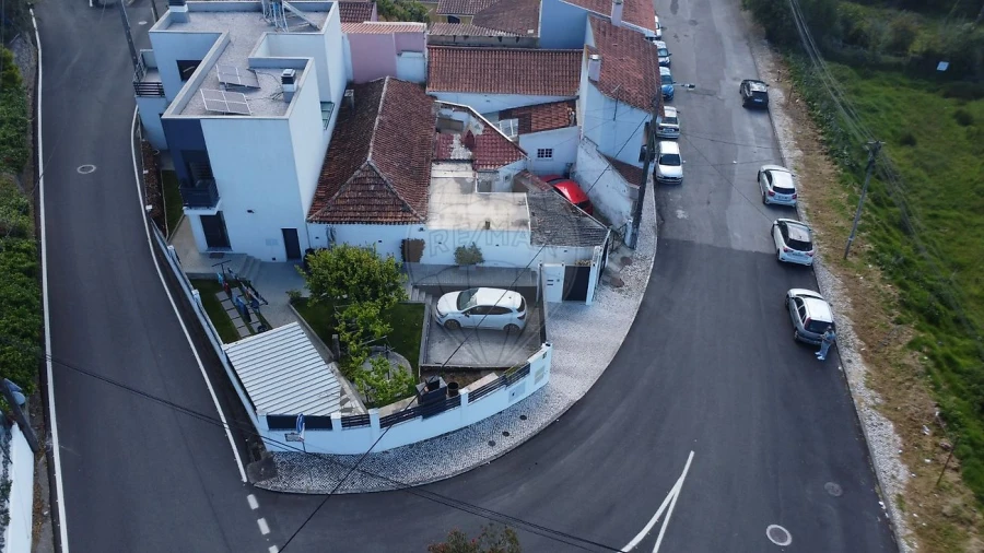 Moradia T2 para Venda em Santa Maria e São Miguel, São Martinho, São Pedro Penaferrim Foto 31