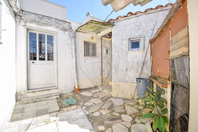 Moradia T2 para Venda em Santa Maria e São Miguel, São Martinho, São Pedro Penaferrim Foto 26