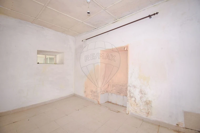 Moradia T2 para Venda em Santa Maria e São Miguel, São Martinho, São Pedro Penaferrim Foto 7