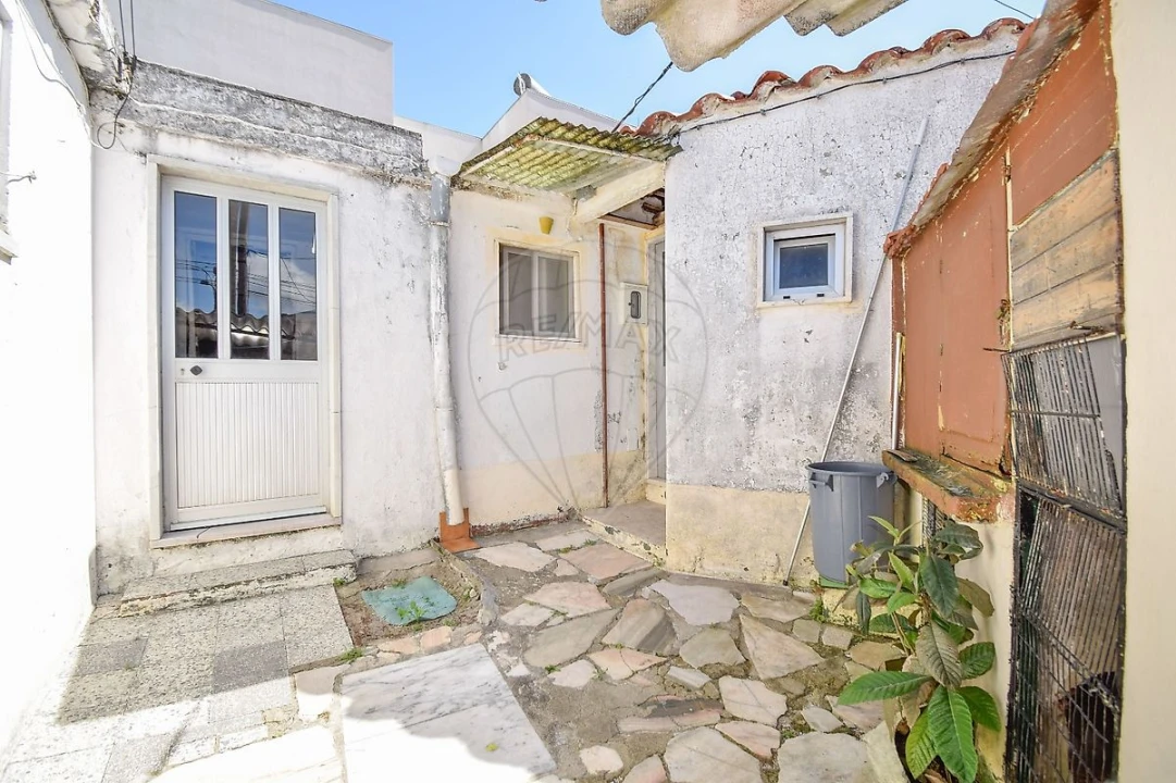 Moradia T2 para Venda em Santa Maria e São Miguel, São Martinho, São Pedro Penaferrim Foto 26