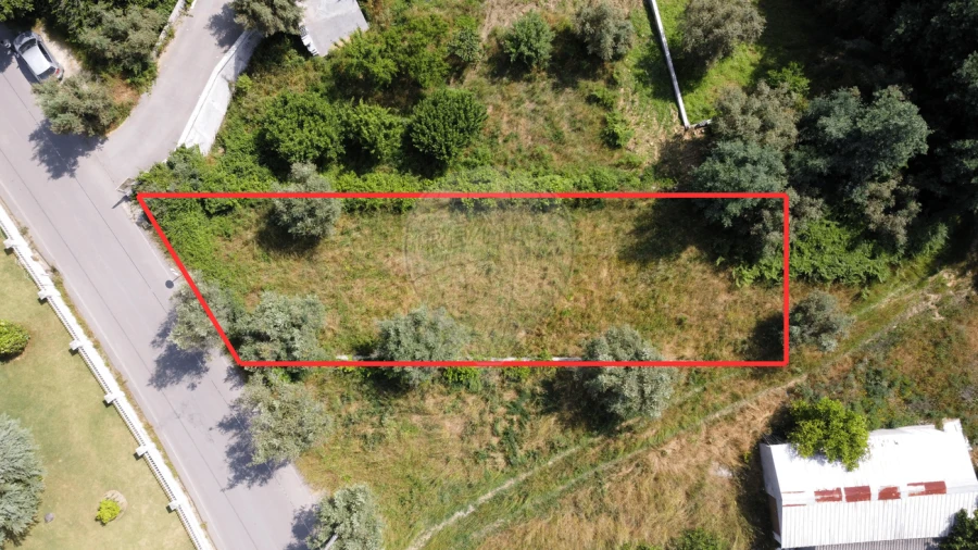 Terreno para Venda em Arrifana Foto 2