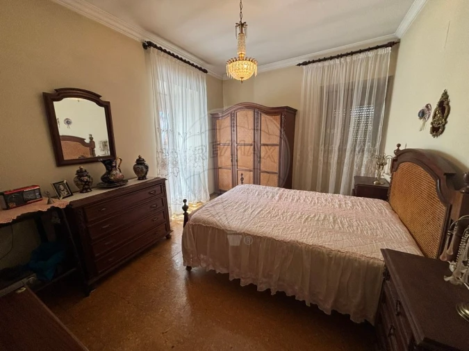 Moradia T4 para Venda em Numão Foto 6