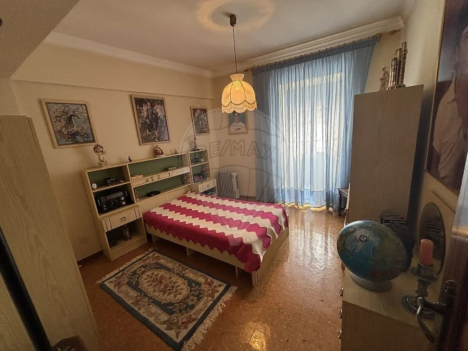 Moradia T4 para Venda em Numão Foto 8