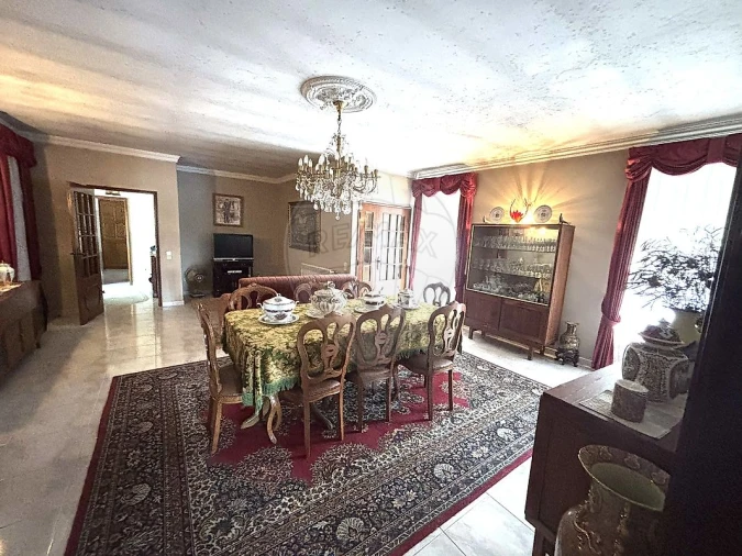 Moradia T4 para Venda em Numão Foto 11