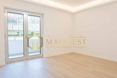 Apartamento T4 para Venda em Oliveira do Douro