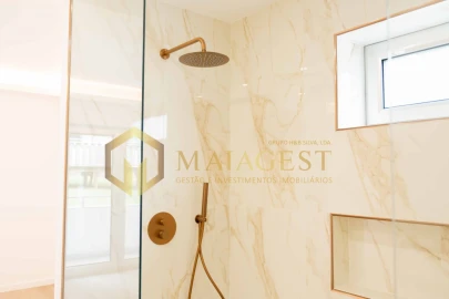 Apartamento T4 para Venda em Oliveira do Douro