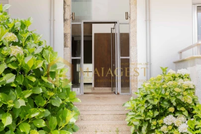 Apartamento T4 para Venda em Oliveira do Douro