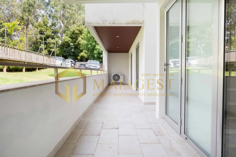 Apartamento T4 para Venda em Oliveira do Douro Foto 10