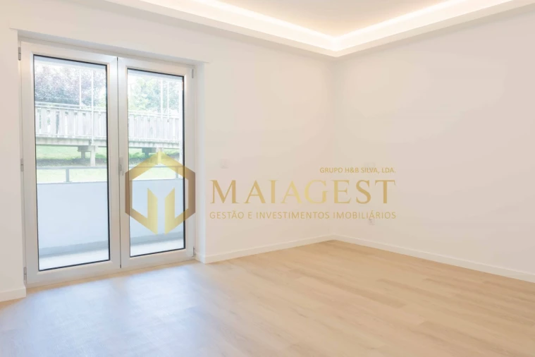 Apartamento T4 para Venda em Oliveira do Douro Foto 20