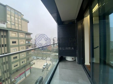 Apartamento T2 para Venda em Mafamude e Vilar do Paraíso