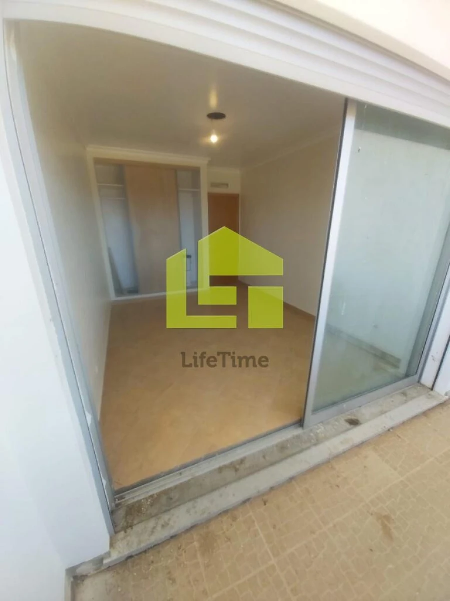 Moradia T3 para Venda em Santa Catarina da Fonte do Bispo Foto 13