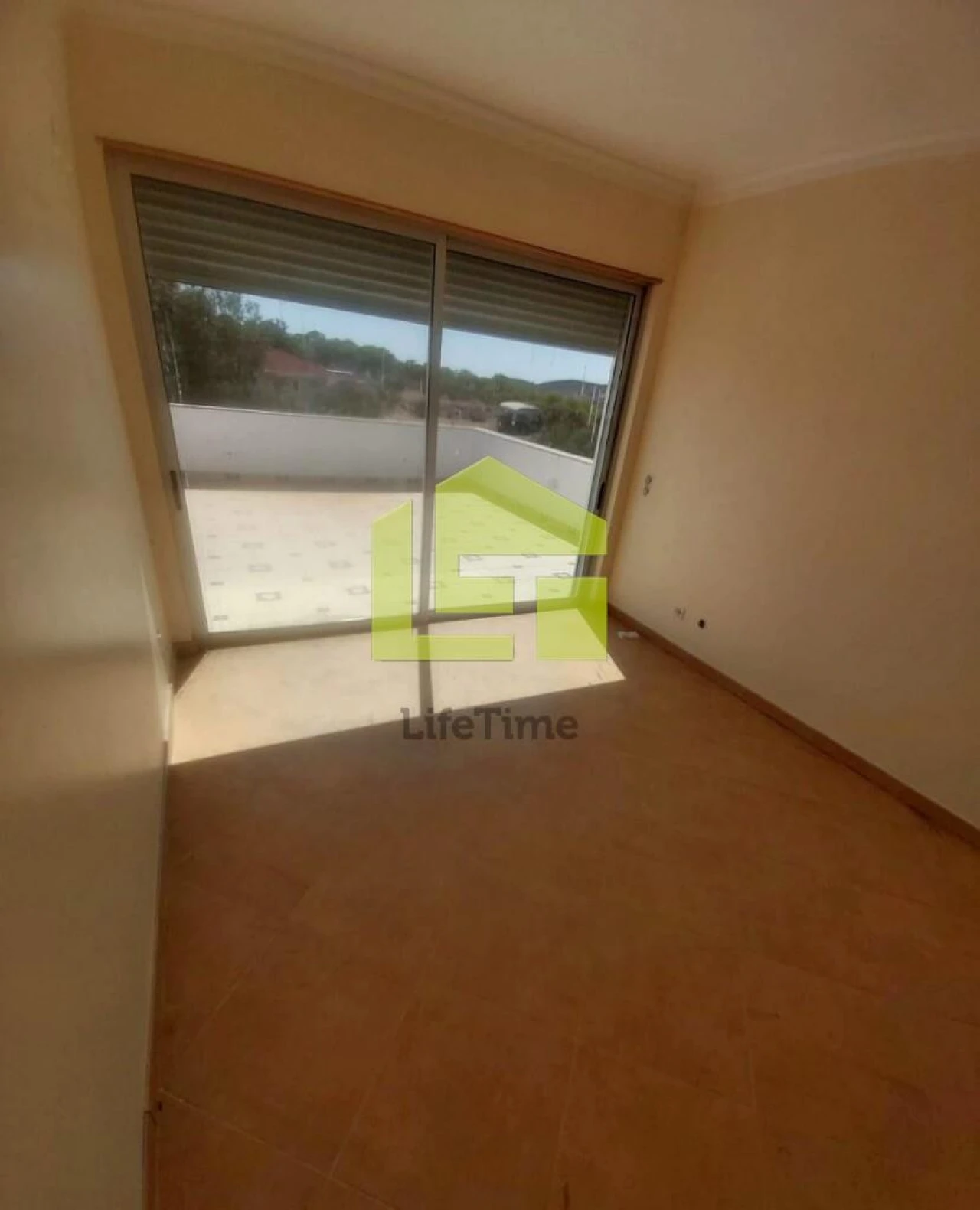 Moradia T3 para Venda em Santa Catarina da Fonte do Bispo Foto 10