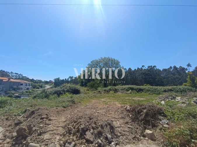 Terreno para Venda em Retorta e Tougues Foto 2