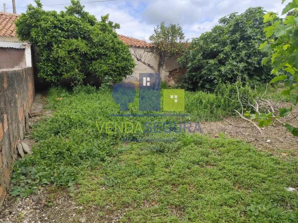 Moradia T1 para Venda em Sobral da Adiça Foto 17