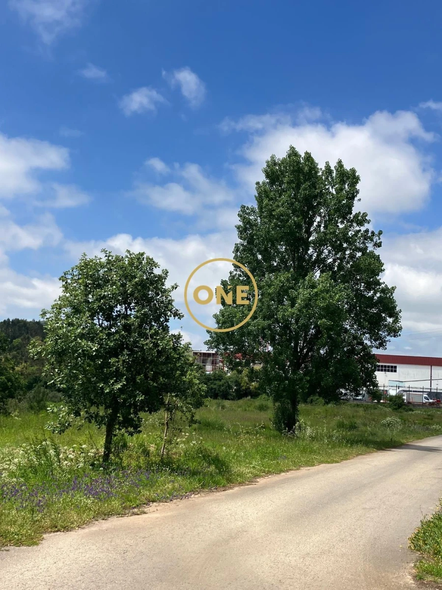 Terreno para Venda em Venda do Pinheiro e Santo Estêvão das Galés Foto 18