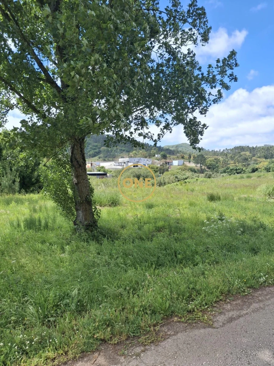 Terreno para Venda em Venda do Pinheiro e Santo Estêvão das Galés Foto 9
