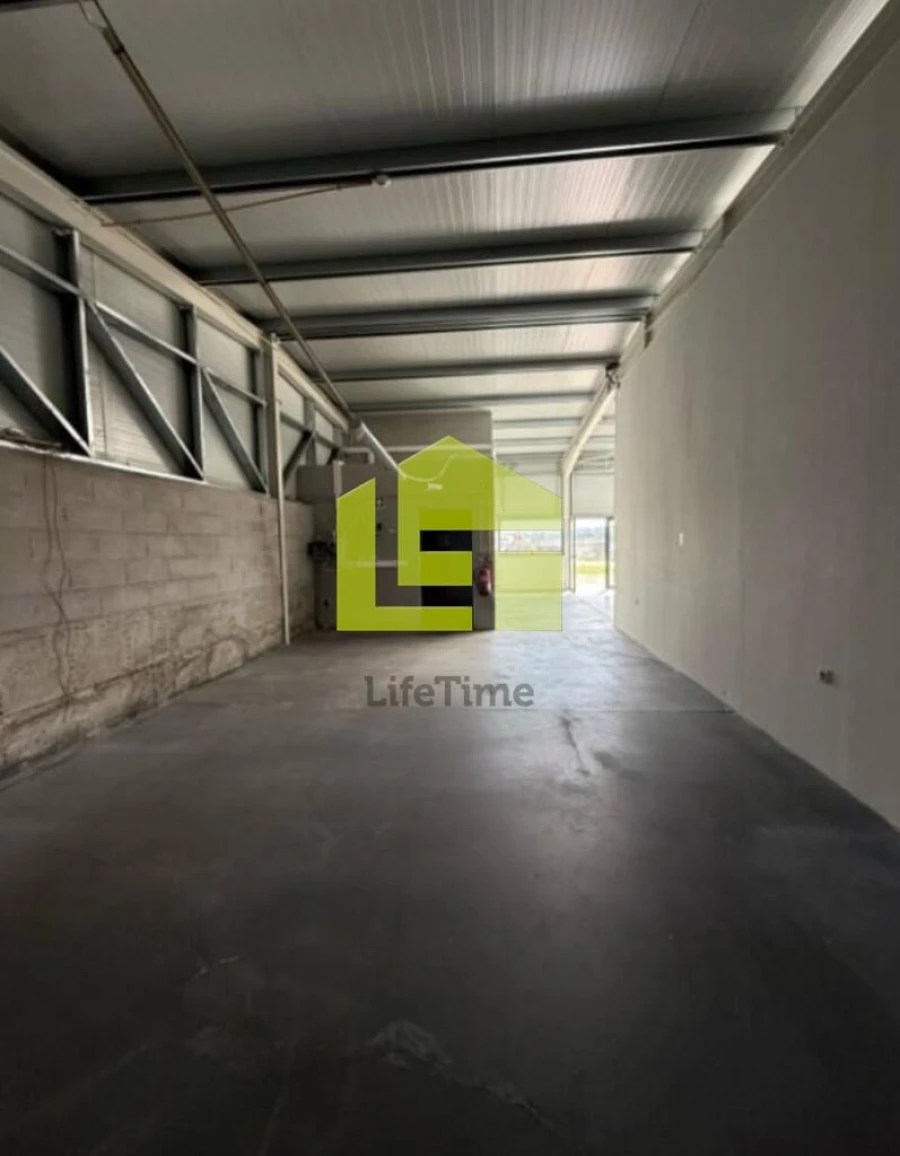 Armazém para Venda em Vila Franca das Naves e Feital Foto 8