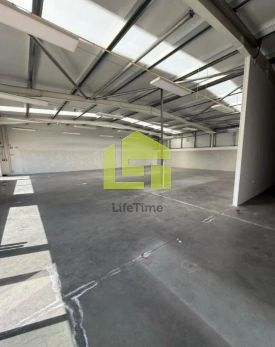 Armazém para Venda em Vila Franca das Naves e Feital Foto 3