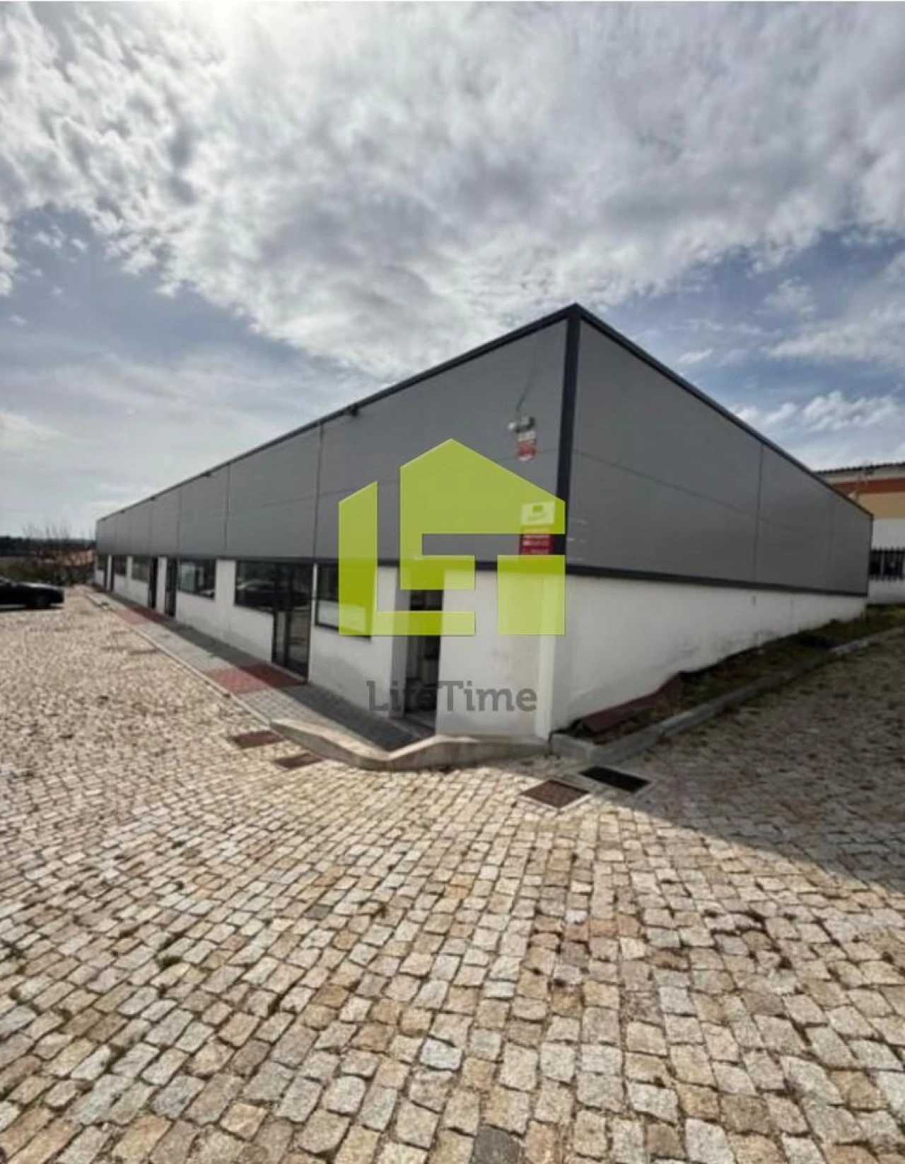 Armazém para Venda em Vila Franca das Naves e Feital Foto 20