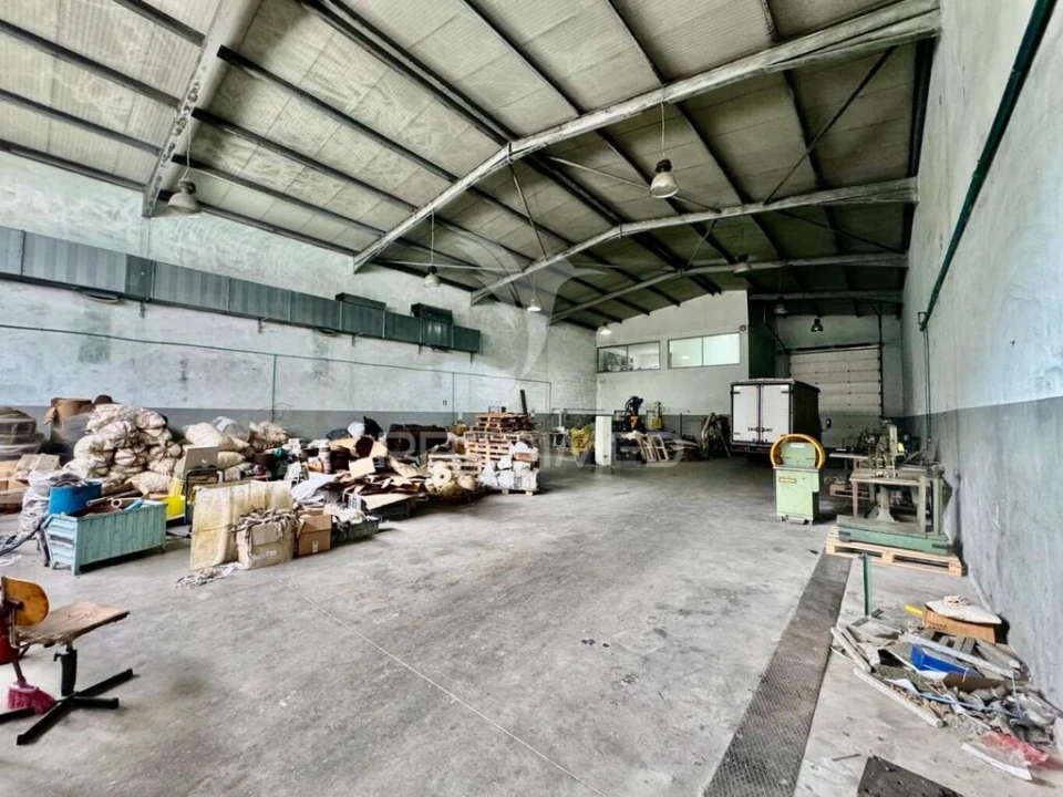 Armazém para Arrendamento em Sande Vila Nova e Sande São Clemente Foto 1