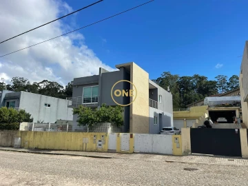 Moradia T2 para Venda em Fornelo e Vairão