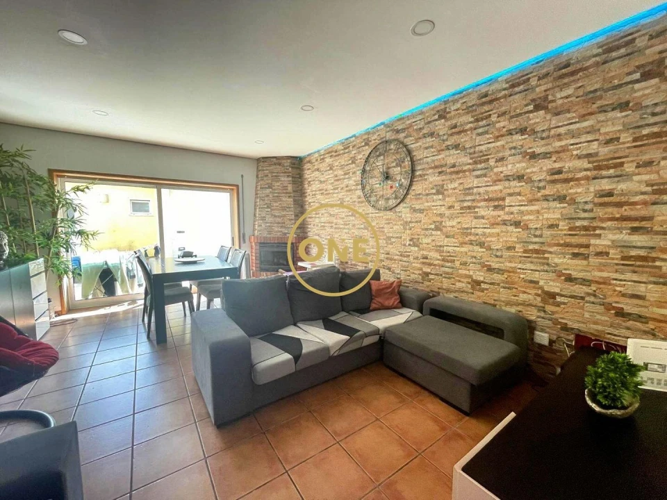 Moradia T2 para Venda em Fornelo e Vairão Foto 1