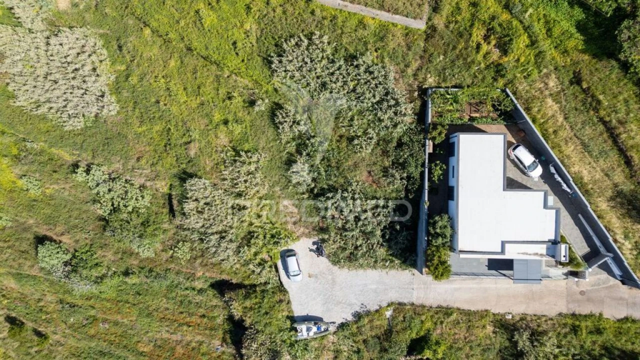 Terreno para Venda em Caniço Foto 5