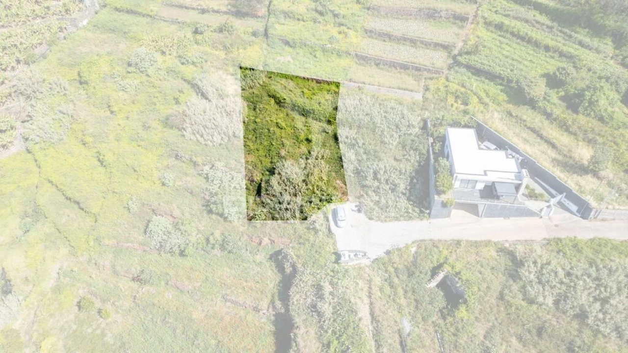 Terreno para Venda em Caniço Foto 4