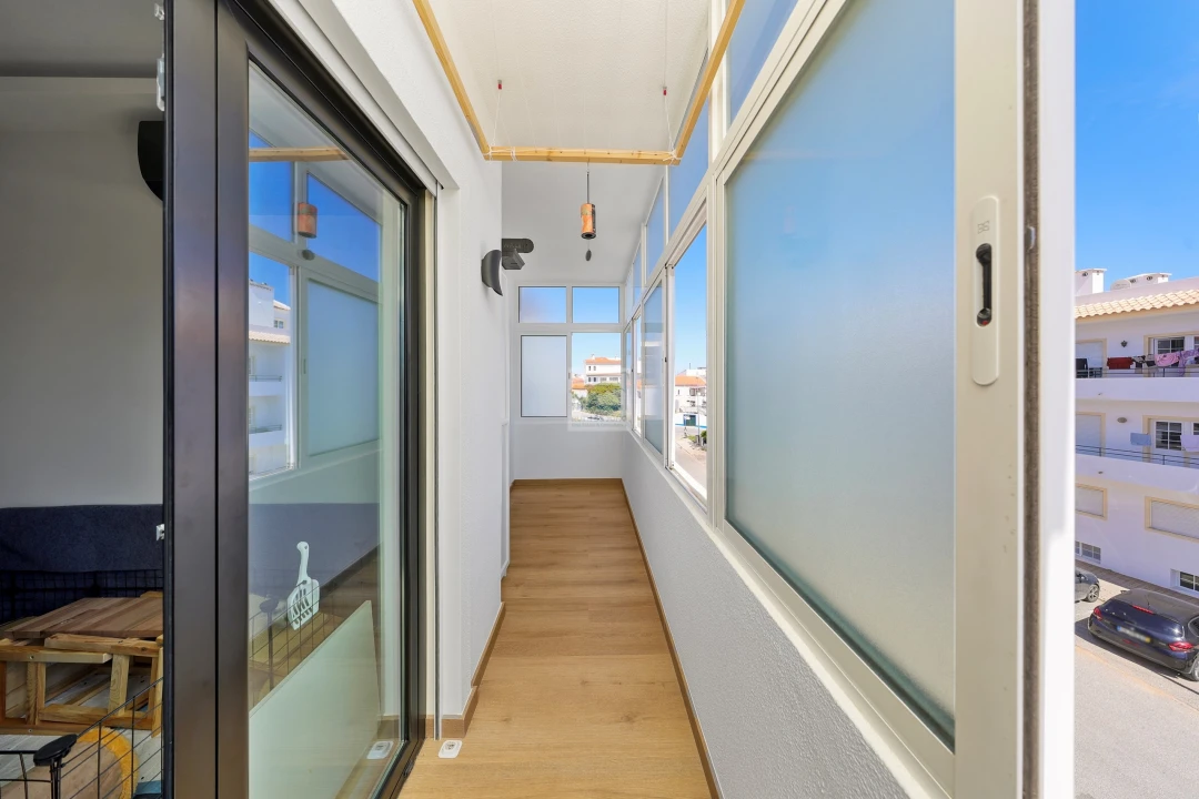 Apartamento T2 para Venda em Estômbar e Parchal Foto 13