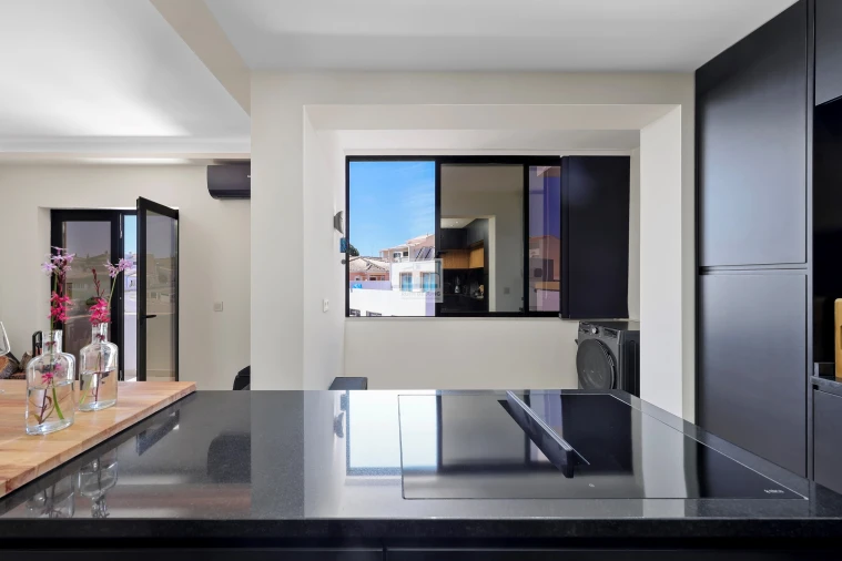 Apartamento T2 para Venda em Estômbar e Parchal Foto 32