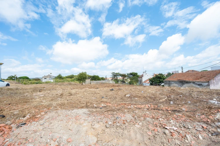 Terreno para Venda em Agualva e Mira-Sintra Foto 7