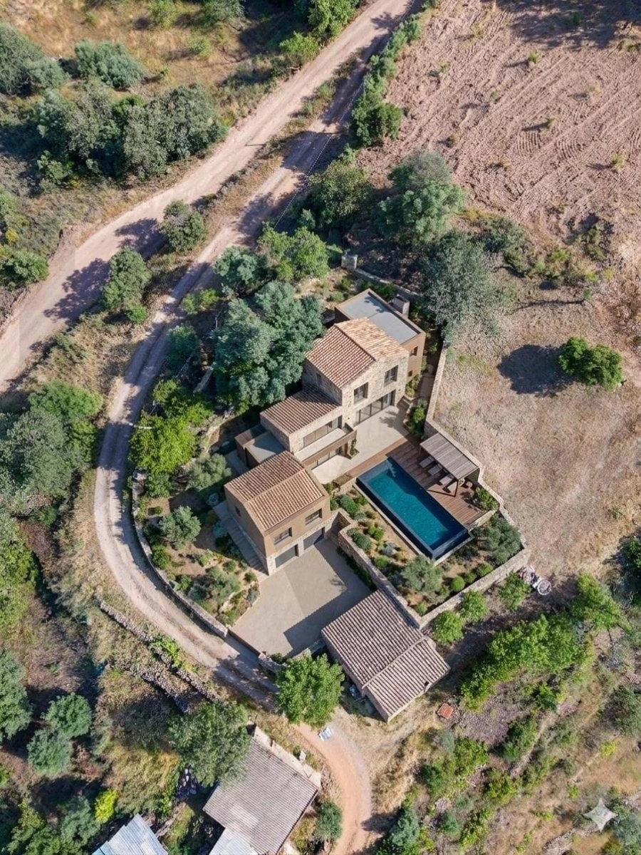 Moradia T2 para Venda em Cachopo Foto 1