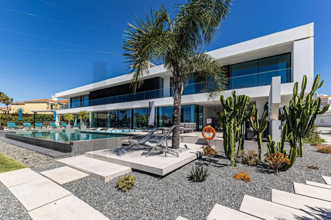 Moradia T5 para Venda em Porches Foto 34