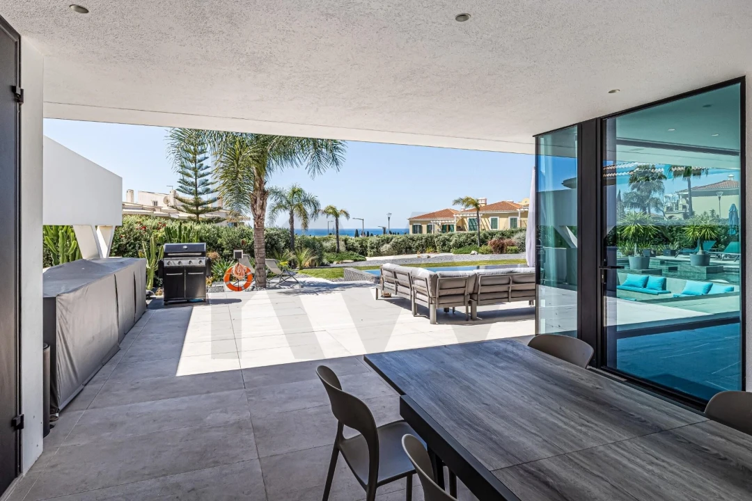 Moradia T5 para Venda em Porches Foto 32