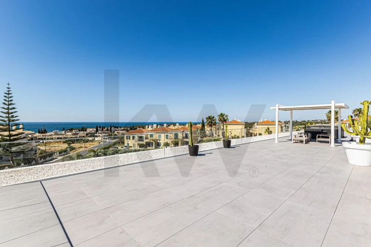 Moradia T5 para Venda em Porches Foto 30