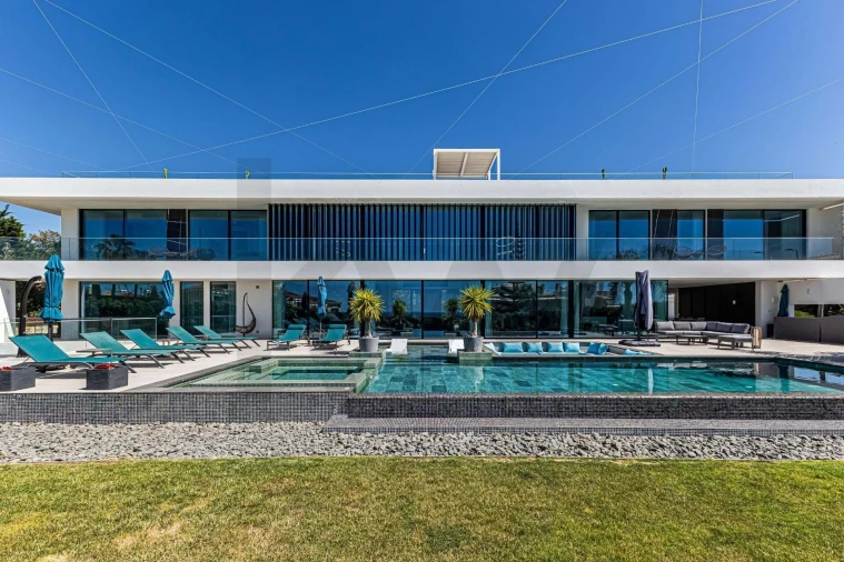 Moradia T5 para Venda em Porches Foto 44