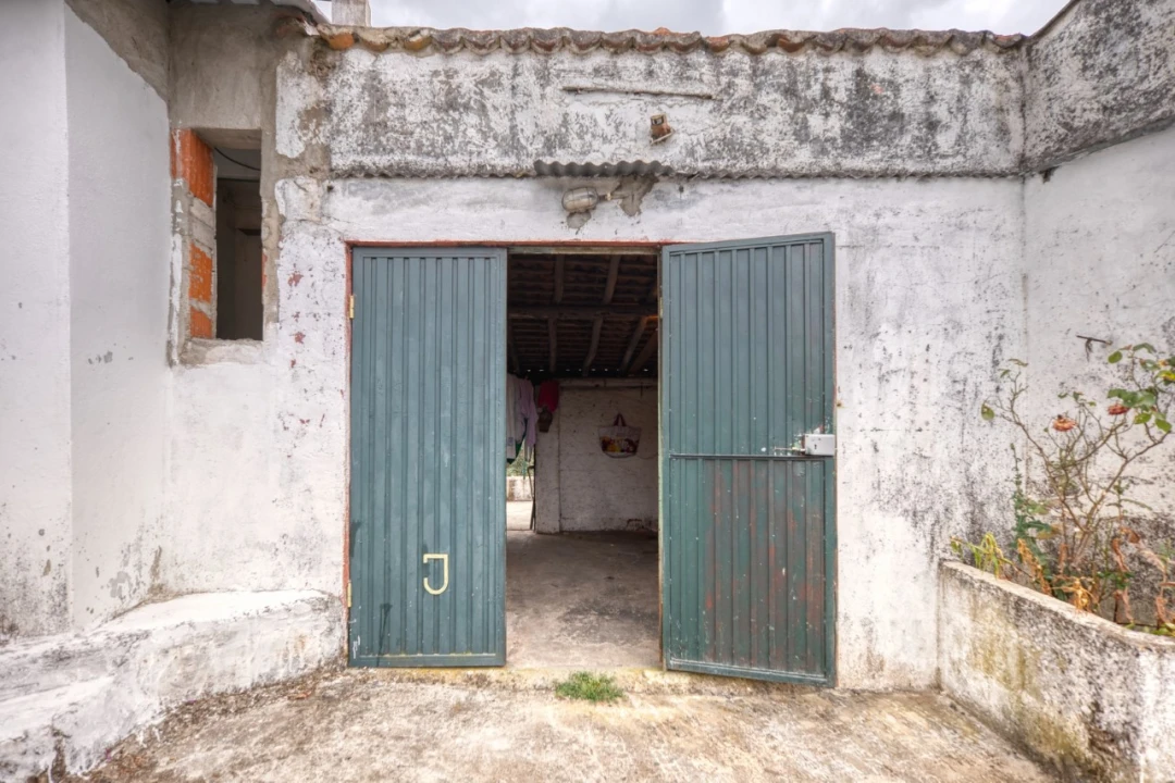 Moradia T2 para Venda em Amendoa Foto 9