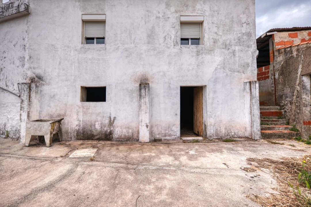 Moradia T2 para Venda em Amendoa Foto 14