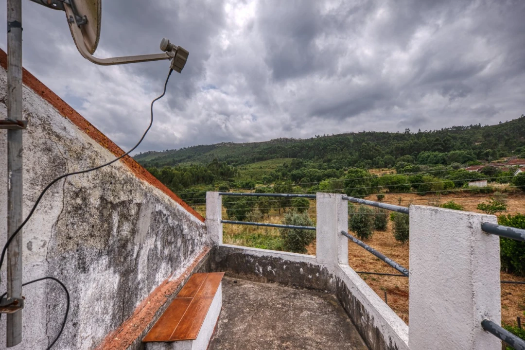 Moradia T2 para Venda em Amendoa Foto 42