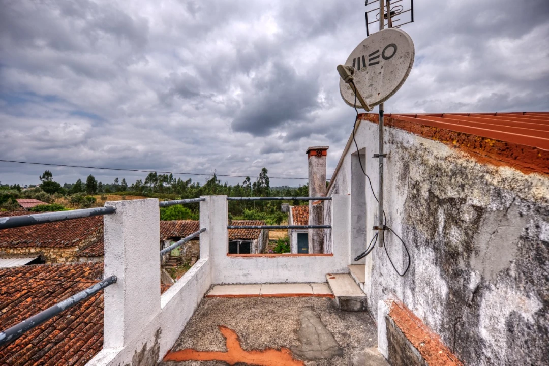 Moradia T2 para Venda em Amendoa Foto 44